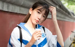 漂亮学生妹校服美女图片_3