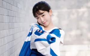 漂亮学生妹校服美女图片_4