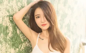 纹身美女吊带裙图片壁纸_4