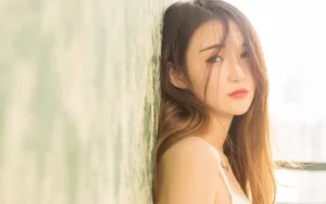纹身美女吊带裙图片壁纸_7