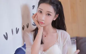 水嫩性感美女图片壁纸_3
