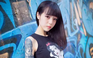 火辣纹身女孩美女图片壁纸
