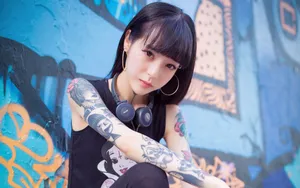 火辣纹身女孩美女图片壁纸_5