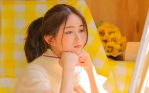 清纯长相甜美的学生妹写真图片_8