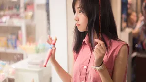 甜美可爱美女图片壁纸_9