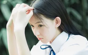 校园萝莉小美女图片壁纸_6