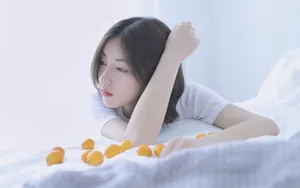短发美女清新生活照图片_3