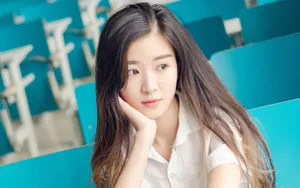 长发养眼女大学生妹美女生活照图片