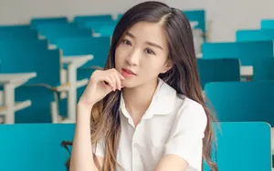长发养眼女大学生妹美女生活照图片_6