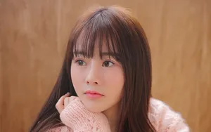 粉色清纯甜美长发美女写真图片_2