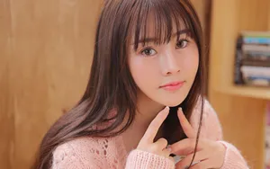 粉色清纯甜美长发美女写真图片_4