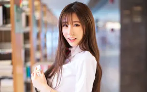 性感妖娆短裙美女大学生图片_4