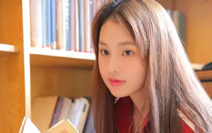 在校校园美女学生妹图片_3