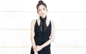 古力娜扎性感露背礼服图片壁纸_5