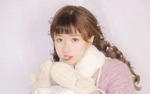 娃娃脸童颜美女图片壁纸