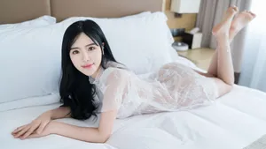 精选性感美女大全_10