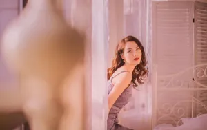 性感美少妇床上写真图片_5