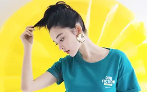 古力娜扎甜美图片壁纸_4