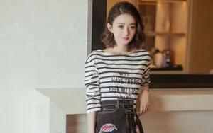 当红女明星赵丽颖写真图片_3