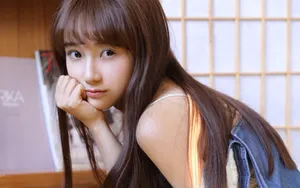 清秀性感小美女图片壁纸_3