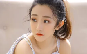 性感大眼美女头像图片