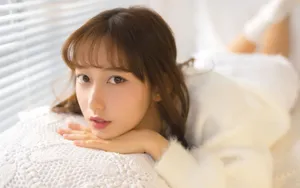 长发公主型美女生活照图片_2