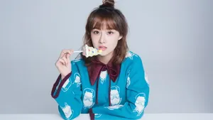美女曹曦月桌面壁纸_7