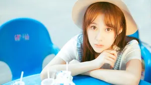 美女曹曦月桌面壁纸_14