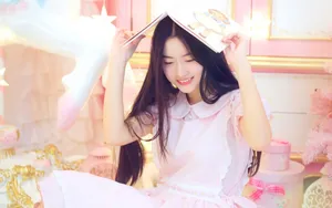 甜美迷人的女仆装美女图片_4
