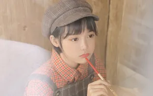 画画的女孩学生妹图片壁纸_5