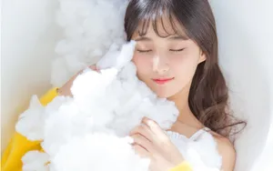 黄色毛衣性感美女图片_5