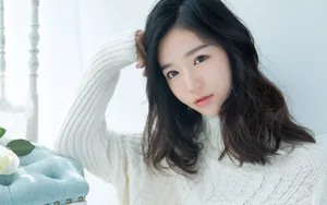 白嫩美女头像图片壁纸_9