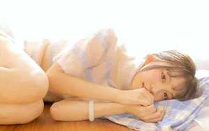 黄色系甜美少女写真图片壁纸_10