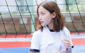 清纯美女校花运行图片壁纸_14