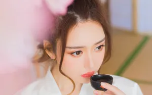 日本甜美迷人美女写真图片壁纸_3