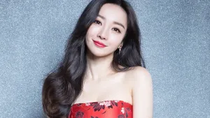 性感女明星柳岩图片壁纸_6