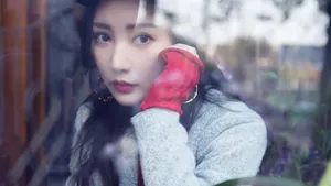 美女柳岩桌面壁纸_8