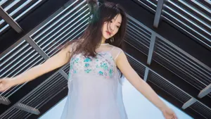 柳岩秀傲人身材图片_4