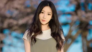 甜美美女柳岩图片壁纸_4