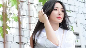 甜美美女柳岩图片壁纸_7