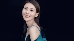 美女贾青桌面壁纸_4