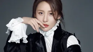 美女贾青桌面壁纸_8