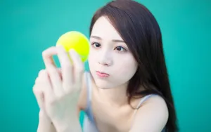 前凸后翘的运行美女图片_8