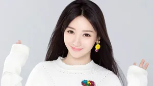 女神柳岩图片_4