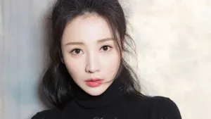 女神柳岩图片_8