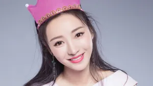 女神柳岩图片_13