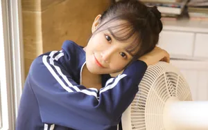 甜美性感女学生图片_3