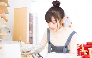 娃娃脸童颜美女图片_2