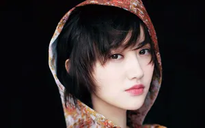 景甜l黑色背景图片_4