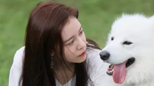美女宋妍霏图片壁纸_13